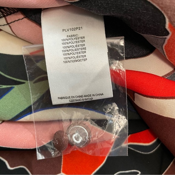 NWT Molly Bracken - Lili Sidonio Floral Red and Black Mock Neck 3/4 Sleeve Dress - Picture 10 of 10